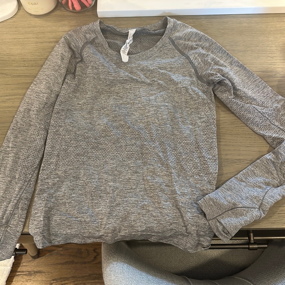 Swiftly tech long sleeve